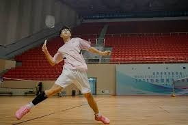 破防了！张本智和比手势，现场球迷给港队加油，日本队压力大